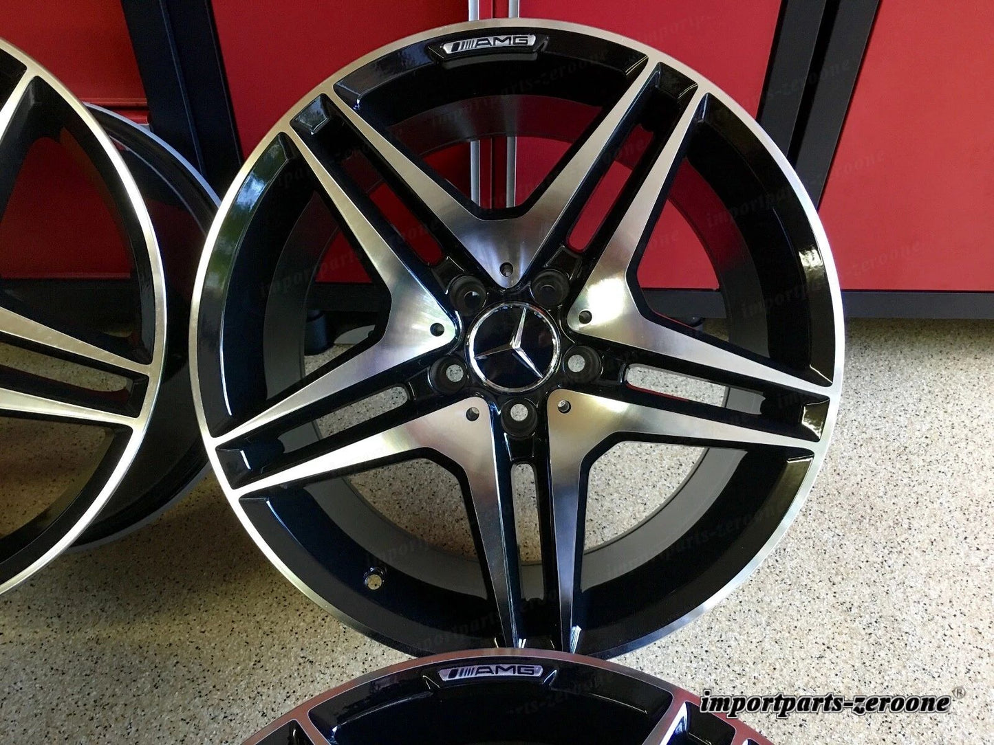 メルセデス E63 リムホイール 18/8.5 新品 E350 C300 CLA250 GLA250 4マティック E C AMG に適合 EX-1293